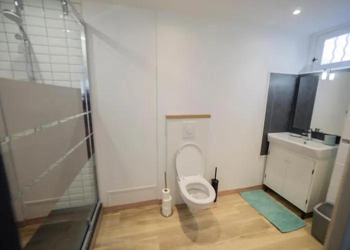 아파트 Charmant T2 Avec Terrasse Et Place De Parking *