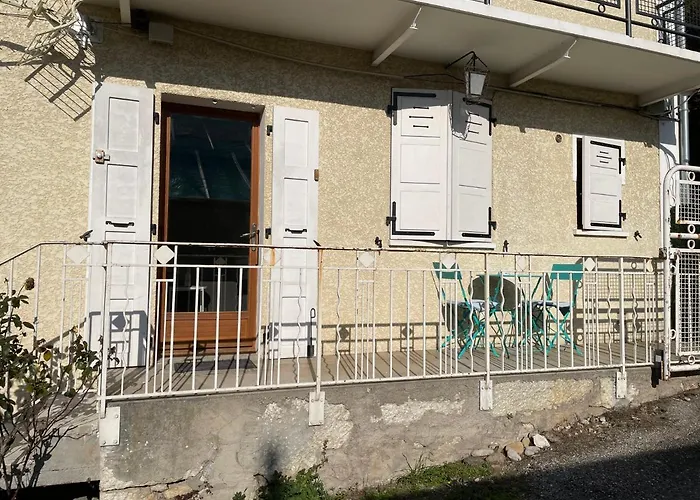 Charmant T2 Avec Terrasse Et Place De Parking * 엑스레뱅